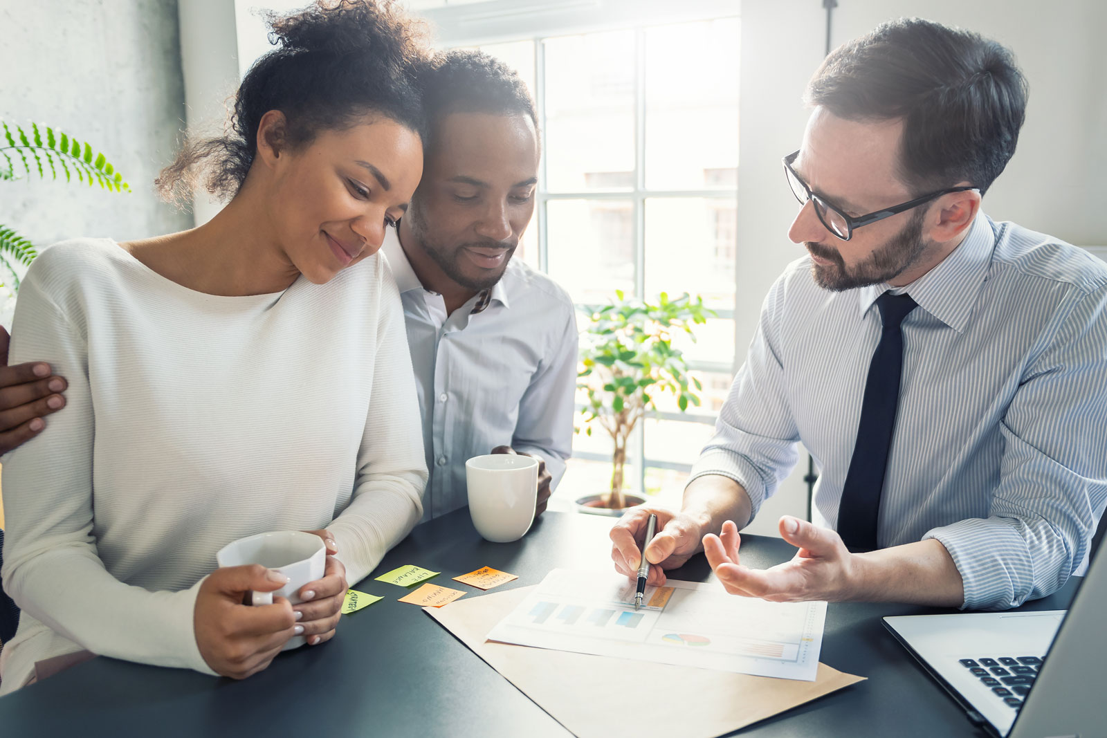 5 Key Advantages of Having a Family Health Insurance Plan